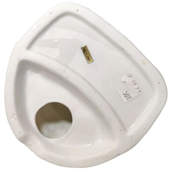 Vintage Christmas Around The World Lighted Nativity Bone China, pre-owned - Picture 9 of 10